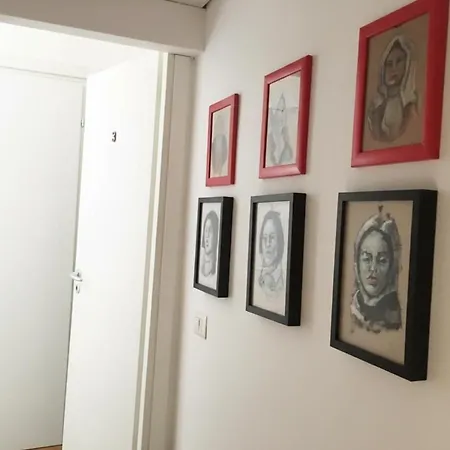 La Galerie Guest house
