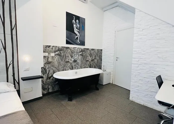 La Galerie Гостьовий будинок 3*